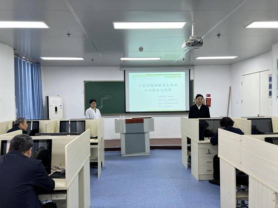 說明: E:\13.3 宣傳\預(yù)試講照片.jpg